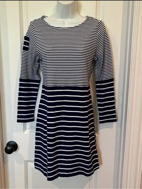 NWT VINEYARD VINES LONG SLEEVE MIXED DEEP BAY STRIPED KNIT DRESS XS  PREPPY